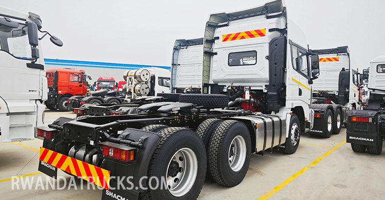 6x4 Shacman Tractor Truck for Sale in Rwanda