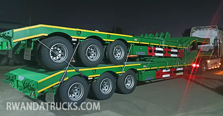 3 Axle Semi Lowbed Trailer for Sale in Rwanda