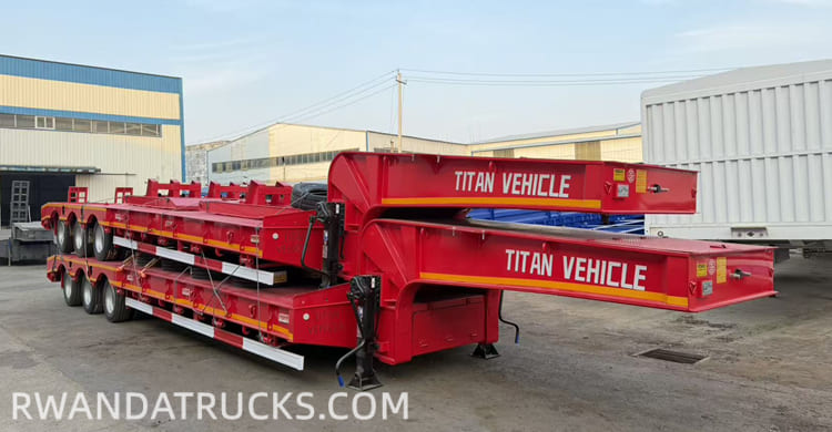 Tri Axle Low Loader Truck for Sale in Rwanda