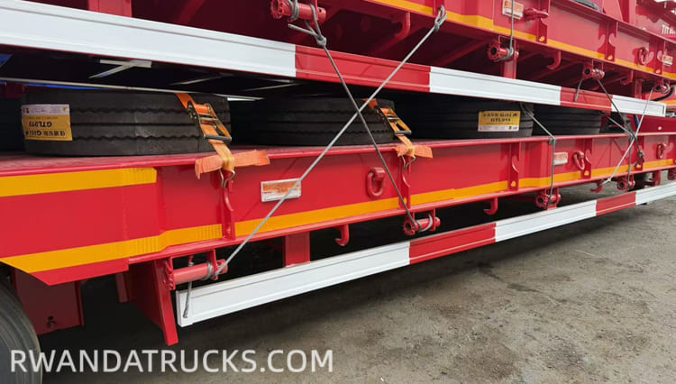 Tri Axle Low Loader Truck for Sale in Rwanda