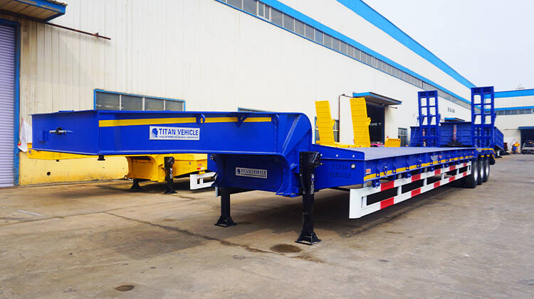 40 Feet 3 Axle Low Bed Trailer Truck for Sale in Rwanda