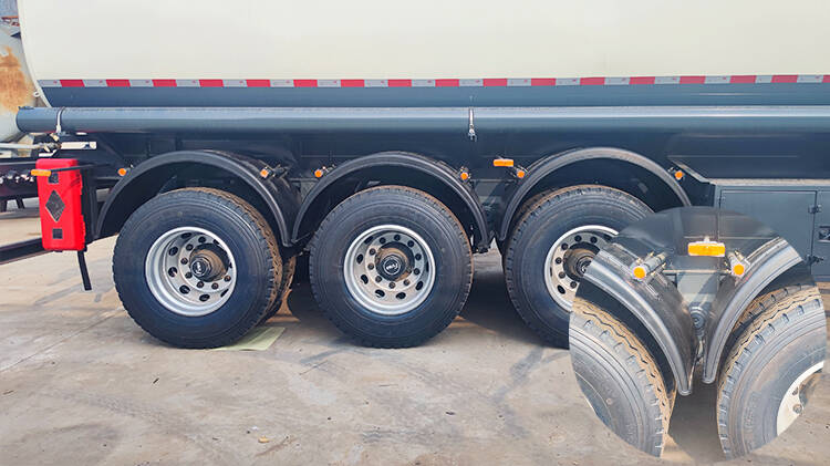 Tri Axle 45000L Fuel Tanker Trailer for Sale Price in Rwanda