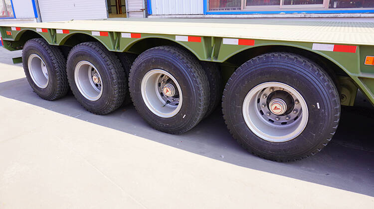 4 Axle 100ton Flatbed Gooseneck Trailers in Kigali Rwanda