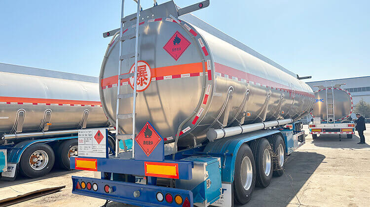 CIMC 49000 Liters Diesel Tanker Trailer for Sale Price in Rwanda