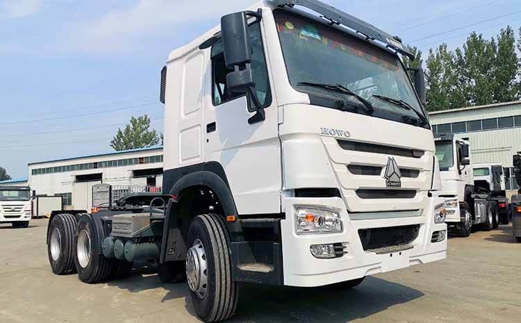 Used Howo Tractor Truck for Sale in Rwanda