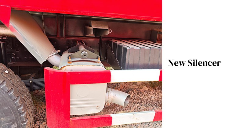 Used Dump Truck Shacman 2023 for Sale in Rwanda