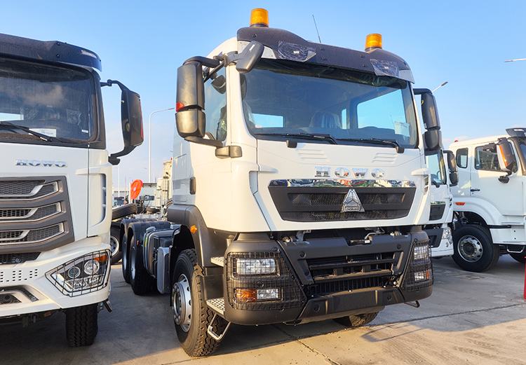 Howo Tx 6x4 Tractor Truck for Sale in Rwanda