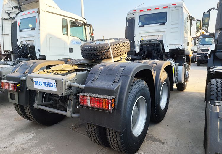 Howo Tx 6x4 Tractor Truck for Sale in Rwanda