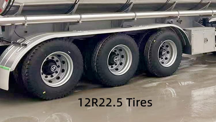 Diesel Semi Tanker Trailer for Sale in Rwanda