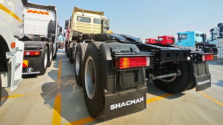 Shacman F3000 Tractor Head for Sale in Rwanda