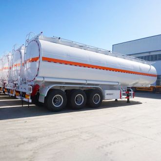 4 Compartments Fuel Tanker
