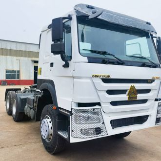 Used 371 hp Sinotruk Howo 6x4 Tractor Truck